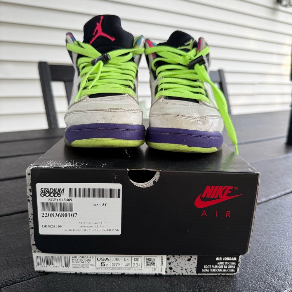 Nike Air Jordan 5. Youth size 5. Alternate Bel-Air